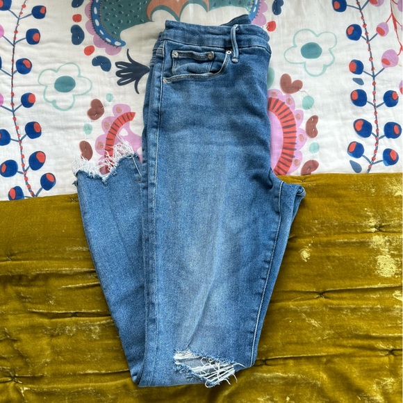 Medium Wash Skinny Leg Jeans - Picture 4 of 7